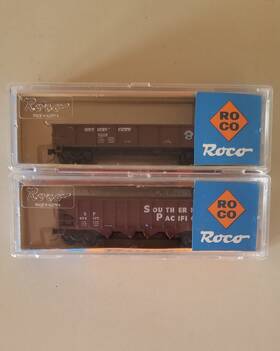 28521 Roco 28861 N Southern Pacific 40ft Quad Hopper And Steel Gondola Cars. A4
