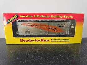 20409 Roundhouse Ho 40 Aar Single Door Box Car Western Pacific