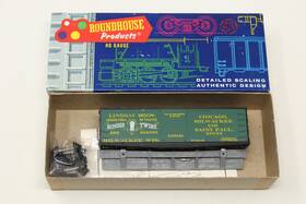 23632 Roundhouse Ho 3022 36ft Billboard Old Time Box Car Lindsay Brothers Kit
