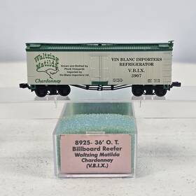 Roundhouse 3907 Trains N Scale 36ft Billboard Reefer Waltzing Matilda Chardonnay 8925