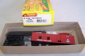 77236 Roundhouse Mdc Ho Scale Devils Gulch And Helengon Blind End Caboose Kit
