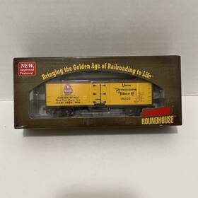 14205 Roundhouse 85451 Ho Nationwide Milk 40ft Wood Reefer #14205. Open Box