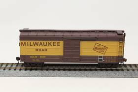 8559 Roundhouse Ho 40ft Horizontal Rib Box Car Milwaukee Road Milw Rtr