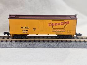 86803 Roundhouse #86803 - 36ft Steel Underframe Meat Reefer Dubuque Packing Co