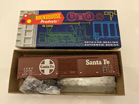 1222 Roundhouse Products Ho Gauge 50foot Box Car Kit #1222 Santa Fe Nos