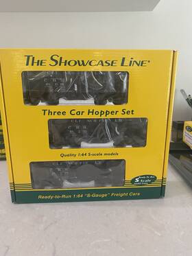 00770 S-helper Service 3 Car Hopper Set Inch Clinchfield 1 64. Amer Flyer Compatible