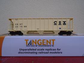 35161 Tangent Scale Models Csx Ps-2 2929 Covered Hopper Ho