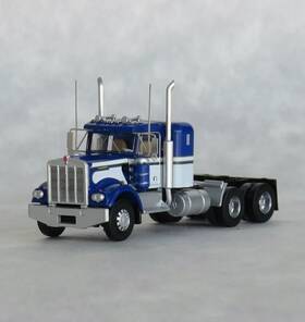 49034 Trainworx N-scale #49034 Kenworth W900 36 Sleeper Tractor - Blue/white