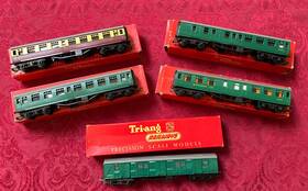 R.214 Tri-ang Vintage Qty 5 Railways British Ho/oo Gauge Train Cars All With Boxes