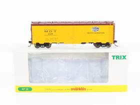 24902-9 Trix Ho Scale Mdt New York Central Reefer #2335