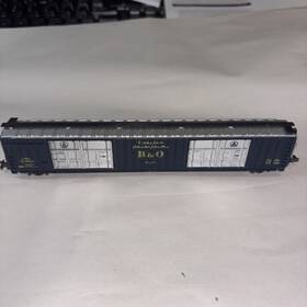 Trix 47875 N Scale Box Car B And O #48305