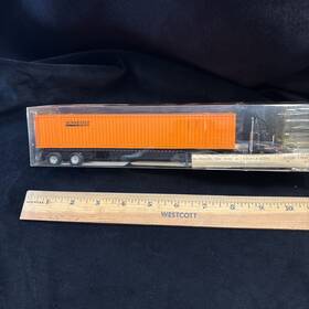 Spt781 Trucks N Stuff Ho Scale Nft Freightliner Schneider 1/87 Open Box New Free Shipping