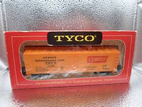 329c Tyco 250 Ho Scale 1 87 Armour Refrigerator Car Orange Used