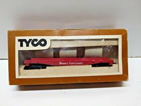 342d Tyco Ho Scale Great Northern Skid Flat With Culvert Pipe