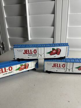50823 Tyco 50853 3 - Vtg Train Ho Scale Jell-o Plug Door Box Car Garx Horn Couplers