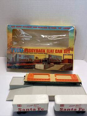 T348a Tyco 500 #t348a Ho Piggyback Flat Car Set With Terminal Depot 2 Trailers And Bed