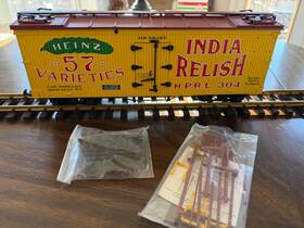 R16042 Usa Trains G Scale Heinz 57 Varieties India Relish Boxcar Metal Wheels R16042 Usa Trains G Scale Heinz 57 Varieties India Relish Boxcar Metal Wheels