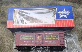R16479 Usa Trains G Scale 16479 U.s. Reefer Car Brookside Fresh Cream R16479 Usa Trains G Scale 16479 U.s. Reefer Car Brookside Fresh Cream