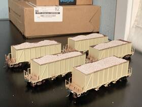 Walthers 616374012299 Ho Scale Lot Of 5 40 Ortner Aggregate Rock Cars Weathered With Load