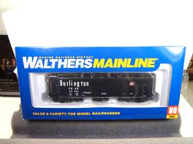 910-7013 Walthers Ho Scale Burlington 50ft Ps-2 Covered Hopper Car #85053 Bin Ws