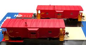 932-240451 Walthers Ho Bay Window Caboose 2 Pk Chicago And North Western Cnw Red 932-240451 Walthers Ho Bay Window Caboose 2 Pk Chicago And North Western Cnw Red