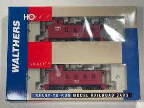 932-27564 Walthers Ho 30 Foot 4 Window Caboose Cb&q Style Burlington Route Red 2 Pack Nib