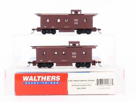 932-27601 Walthers Ho Scale Sp Southern Pacific Wood Caboose #842 #735 2-pack