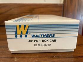 932-3719 Walthers - Ho Scale Ic 40ft Ps-1 Box Car Unassembled 22809 932-3719 Walthers - Ho Scale Ic 40ft Ps-1 Box Car Unassembled 22809