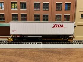 932-39815 Walthers Ho Front Runner Ttox#120057 With 48ft Xtra Trailer