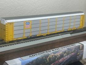 932-40101 Walthers Union Pacific - 89ft Bi-level Enclosed Auto Carrier Ho Scale Gold Line New