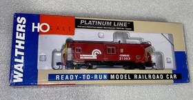 932-40452 Walthers Ho International Car Co Bay Window Caboose Conrail / #932-40452