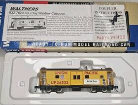 932-40472 Walthers Platinum Union Pacific Icc Bay Window Caboose