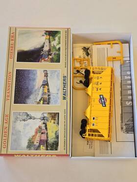 932-5404 Walthers #932-5404 Ho Scale C And Nw 100 Ton Cement Covered Hopper Kit #169238