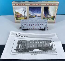 932-5405 Walthers Ho Scale 932- 5405 100ton Cement Covered Hopper Wisconsin Central Built