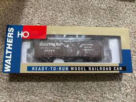 932-60304 Walthers Ho Southern 40ft Plug Door Box Car #506810