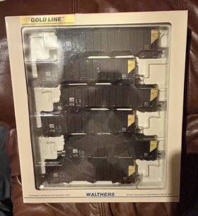 932-61402 Walthers Bethlehem 4000 Cu. Ft. 3-bay 100 Ton Coal Hopper 6 Pk