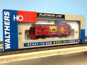 932-7626 Walthers Ho Scale Santa Fe Bay Window Caboose #999654 - Wheelset Upgade