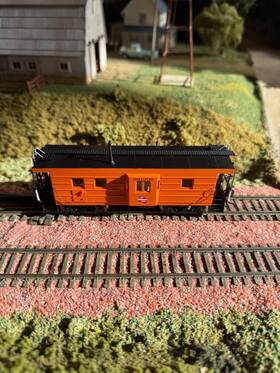 932-7671 Walthers Ho Milwaukee Road Rib Side Caboose 991909. Orange Ends. 932-7671. Nib 932-7671 Walthers Ho Milwaukee Road Rib Side Caboose 991909. Orange Ends. 932-7671. Nib