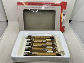 932-8113 Walthers N Scale Metal Ttx 5 Unit Articulated Double-stack Intermodals #932-8113 932-8113 Walthers N Scale Metal Ttx 5 Unit Articulated Double-stack Intermodals #932-8113