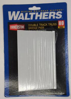 933-1041 Walthers Ho Scale Bridge Pier For Double-track Truss