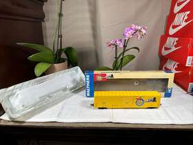 932-95000 Walthers 935-95000 Ho Scale Goldline 60ft Auto Parts Box Car 2007 #932-95000 Vg Shape