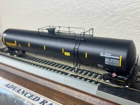 96413 Walthers Anhydrous Ammonia / Liquified Propane Gas 23k Gallon Tank Car- Ho Scale New