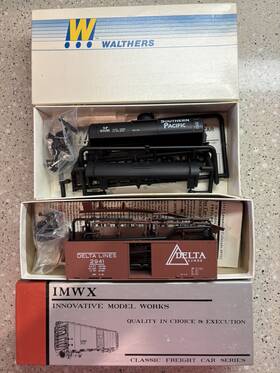 932-5006 Walthers And Innovative Model Works Two Ho Kits Imwx 40ft Box Car Delta Line 36ft Tank Sp Both Ob