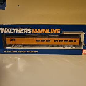 910-30058 Walthers Mainline Ho Scale 85ft Budd Baggage Lounge Passenger Union Pacific