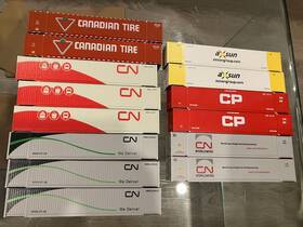 949-8513 Walthers Scenemaster Lot Of 14 Canadian Ho 53ft Singamas Corrugated-side Containers Cn Cp
