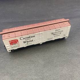 Union-23090 Walthers Vintage Carnation Flaked Wheat Union Reefer Car 23090 Trainline Ho