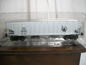 69352 Weaver #69352 Central New Jersey 3 Bay Offset Rail Hopper Car With Box
