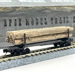 Micro-trains Scale 11400050 40FT Modern Log Car With Uprights And Load. Fixed Price $24.99.