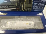 Athearn Genesis Rtr Utc 13K Gallon Acid Tank Car Procor Prox 16522 ATHG25760. Fixed Price $58.00.