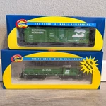 Athearn 94038 Ho Scale RS-3 Locomotive Burlington Northern 4068 W/ Boxcar 91288. Fixed Price $134.10.